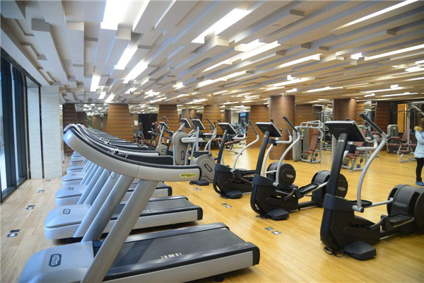 開健身房賺錢嗎?加盟健身房掙錢嗎?